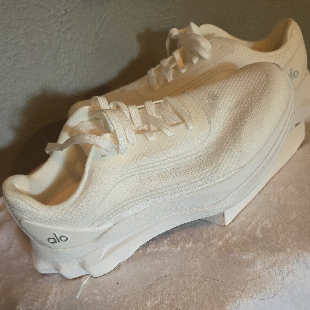 ALO Yoga White Athletic Shoes